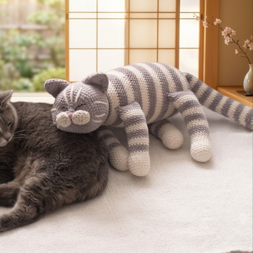 Sleeping Plush Cat Crochet Pattern (PDF) | Plush Kitty Amigurumi